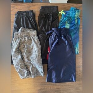 Boy sz 8 play shorts
